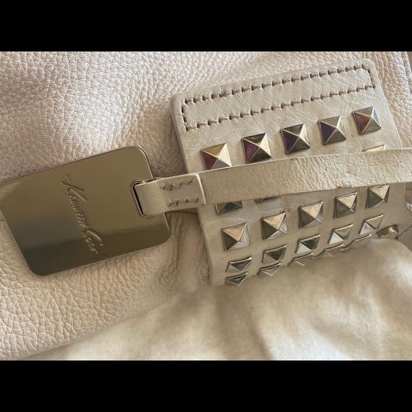 Kenneth Cole Large Tote - Picture 3 of 9